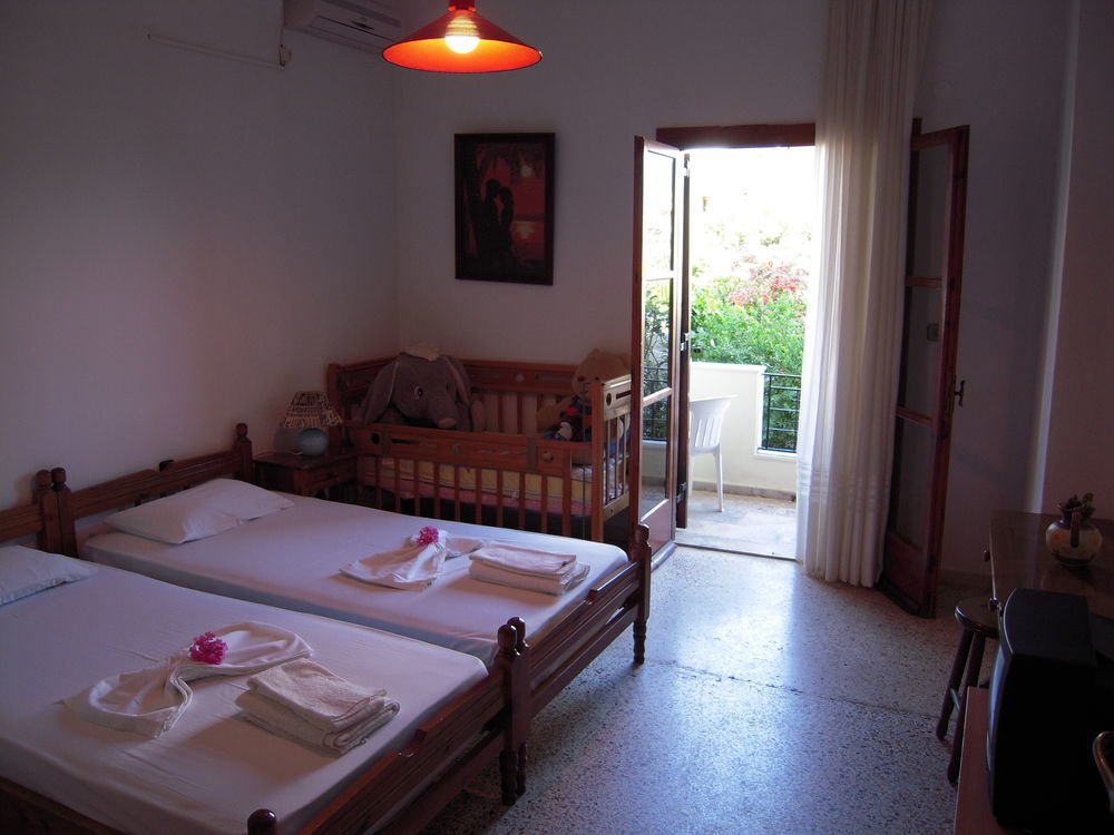 Angela Apartments Kato Daratso Extérieur photo