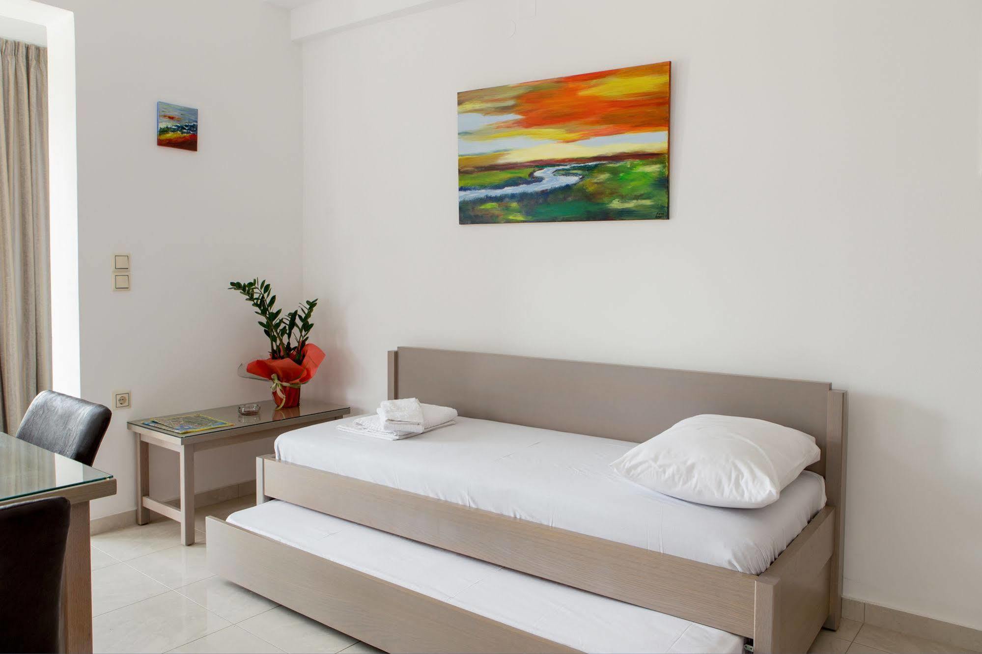 Angela Apartments Kato Daratso Extérieur photo