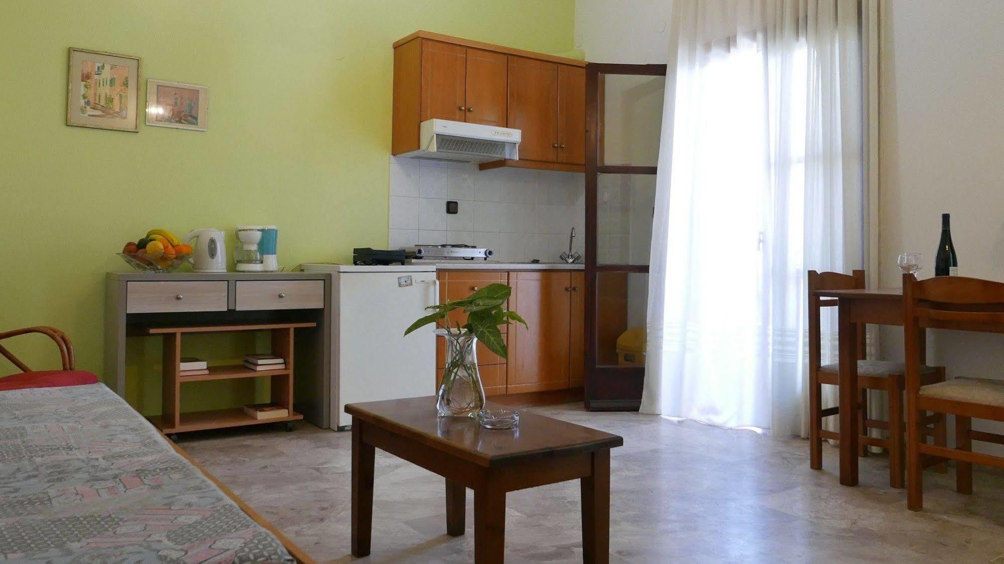 Angela Apartments Kato Daratso Extérieur photo